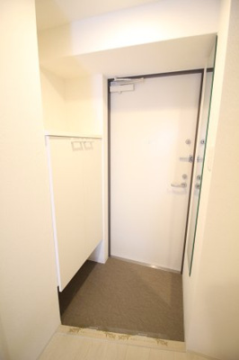 【玄関】 | SERENITE三宮