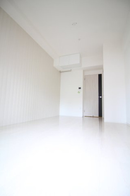 【居間・リビング】 | SERENITE三宮