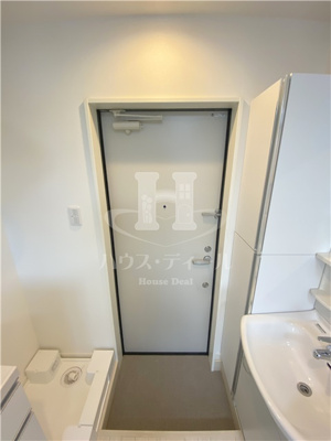 【玄関】 | Glanz栄町 | 別号室参考写真です