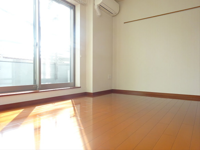 【居間・リビング】 | メゾンアライ六番館