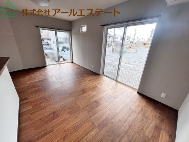加古郡播磨町北本荘1丁目　　山陽電鉄「播磨町駅」徒歩9分の居間・リビング