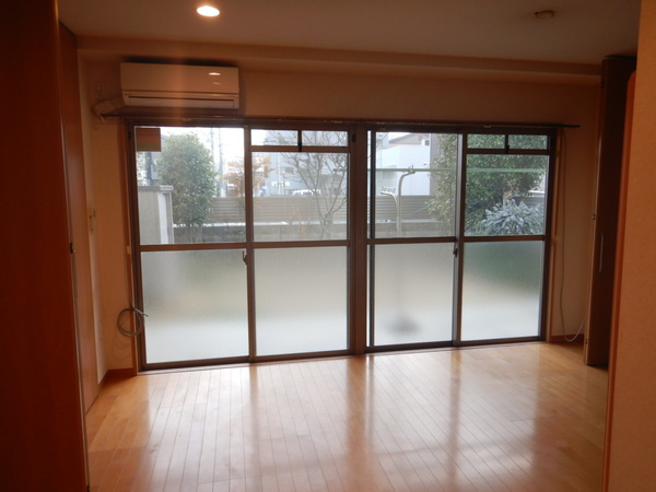 【居間・リビング】