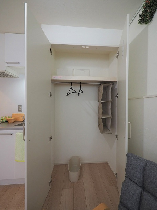 中野区野方１丁目のアパートの収納