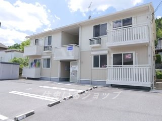 安芸高田市吉田町常友のアパート