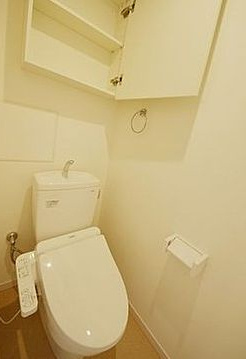 【トイレ】 | リブリ・レジデンス三ノ輪 | コンパクトで使いやすいトイレです