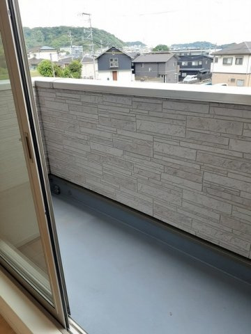 【バルコニー】