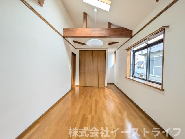 【中古物件】　いわき市小名浜字林ノ上　フルリフォーム済みの洋室|2階東側7.9帖の洋室