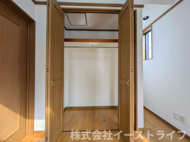 【中古物件】　いわき市小名浜字林ノ上　フルリフォーム済みの収納|2階東側7.9帖洋室のクローゼット