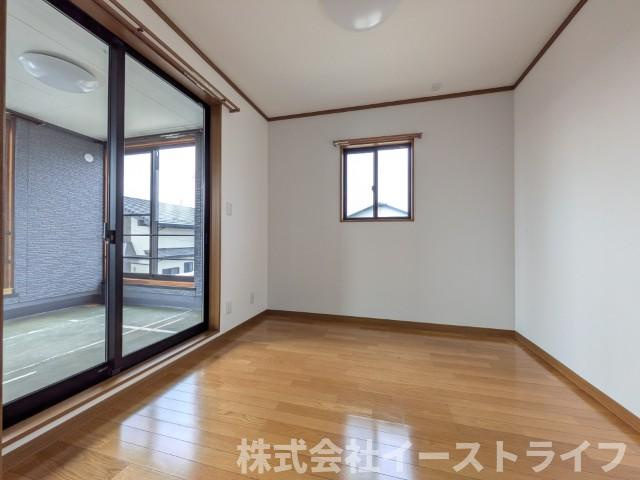 【中古物件】　いわき市小名浜字林ノ上　フルリフォーム済みの洋室|2階西側4.5帖の洋室