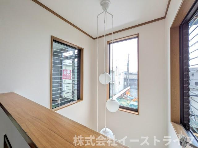 【中古物件】　いわき市小名浜字林ノ上　フルリフォーム済みの内装|吹き抜け