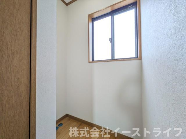 【中古物件】　いわき市小名浜字林ノ上　フルリフォーム済みの設備|2階フリースペース　納戸として活用できます！