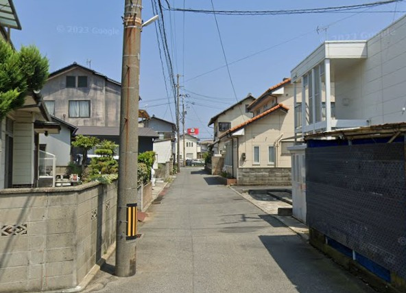 【中古物件】　いわき市小名浜字林ノ上　フルリフォーム済みの前面道路含む現地写真|北側4.5ｍ公道
