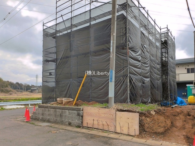 第1土浦市木田余東台　新築戸建　1号棟の前面道路含む現地写真