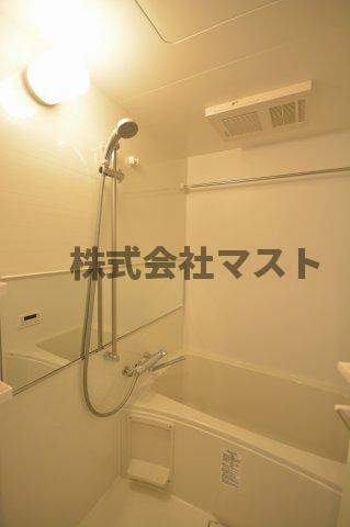 スプランディッド堀江の浴室