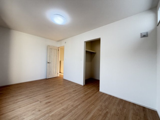 【洋室】 | 読谷村喜名Ⅱ（全11棟）B・C・D・F・I号棟 | C号棟　洋室7.5帖＋WIC付き♪