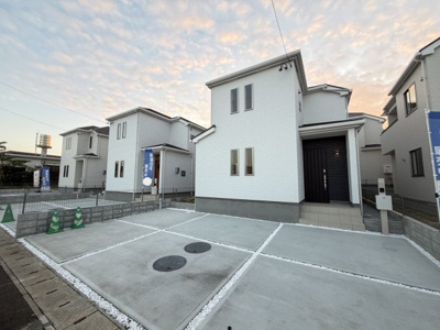 【外観】 | 読谷村喜名Ⅱ（全11棟）B・C・D・F・I号棟 | ※全棟駐車3台可♪