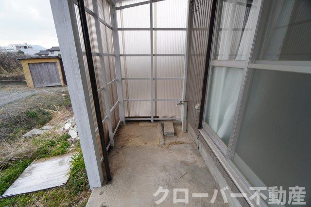 郡家町借家の庭