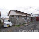 郡家町借家の駐車場