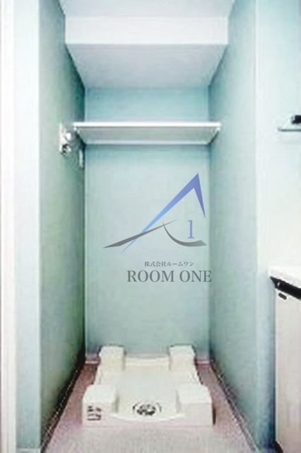 ファインクレスト護国寺の設備|洗濯機置き場です。