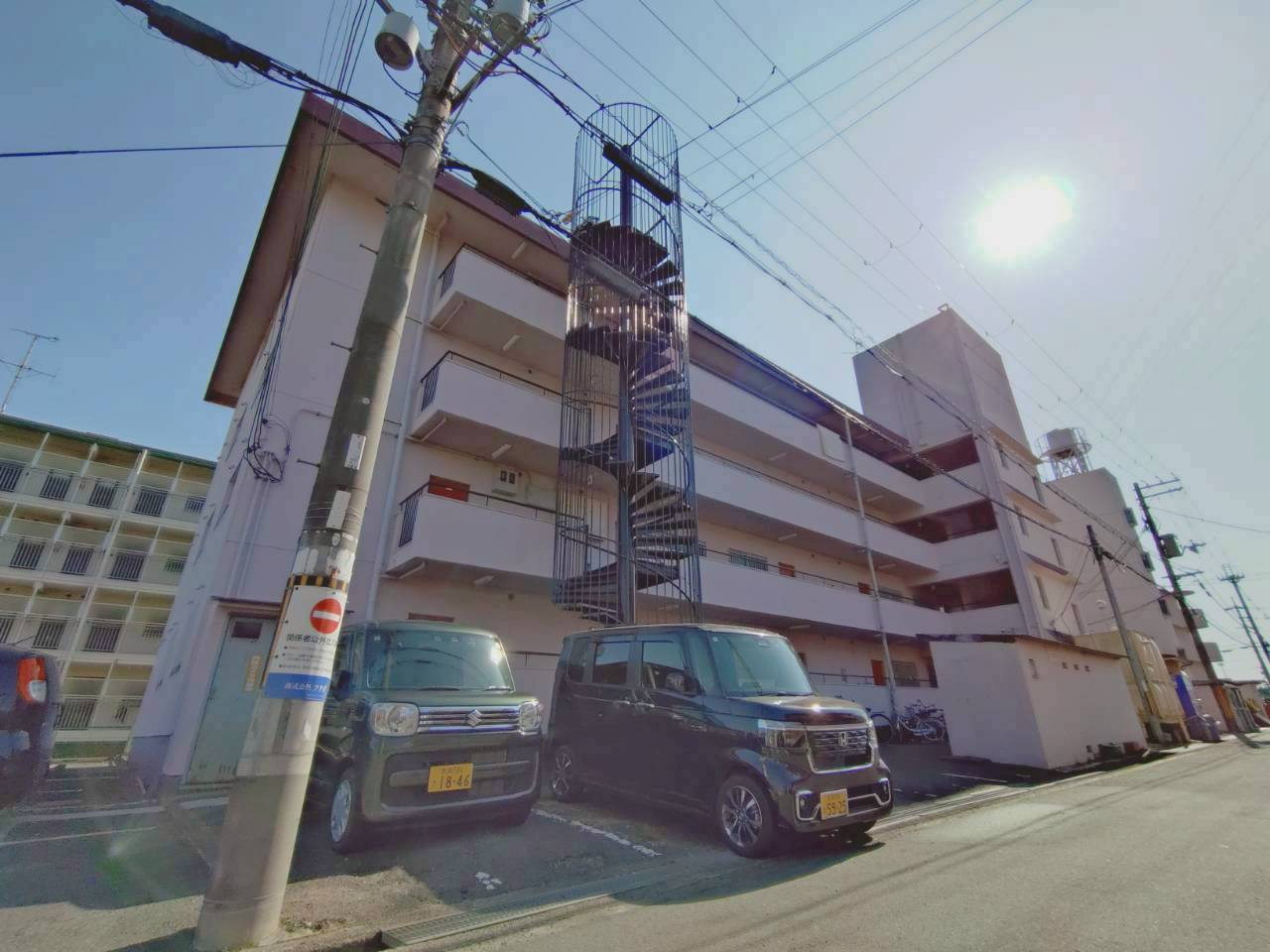 香芝市鎌田の賃貸マンションの外観