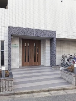 【エントランス】