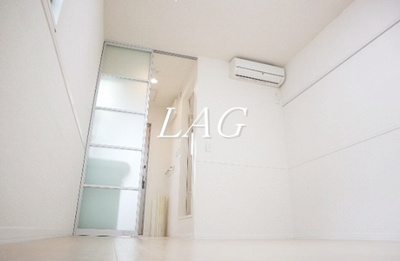 【居間・リビング】 | フォルスＸＶＩ | 洋室のお部屋です。