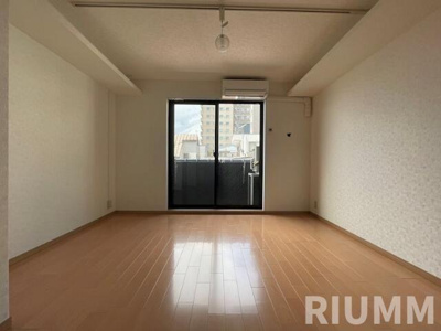 【居間・リビング】 | フラットガーデン