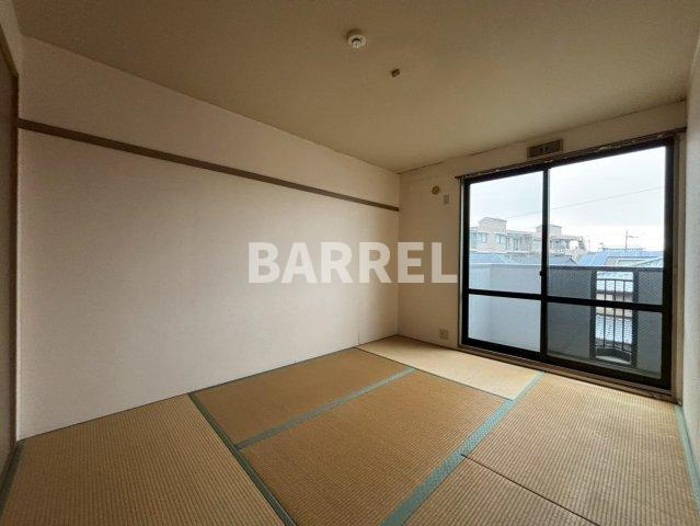 パリス北桜塚の和室