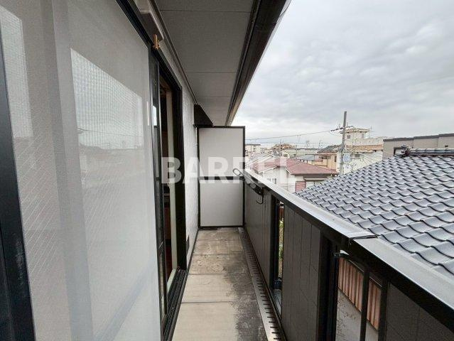 パリス北桜塚のバルコニー