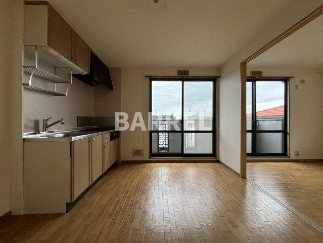 パリス北桜塚の居間・リビング