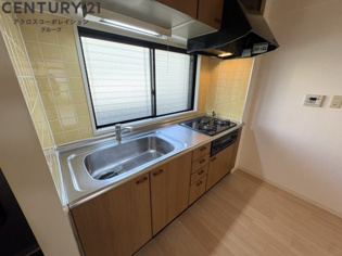 3口ガスコンロ付きの使いやすいキッチン