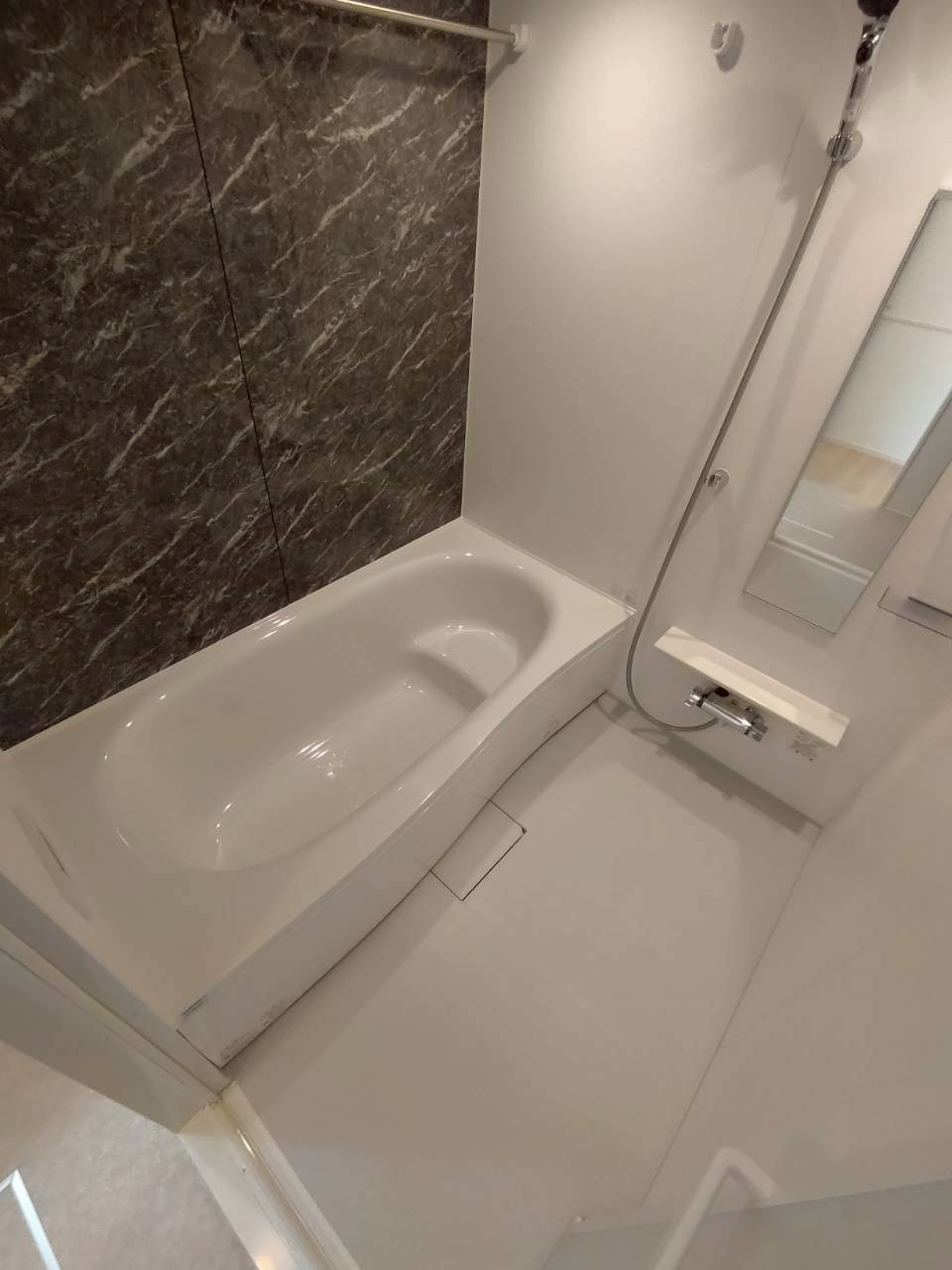 クローバーノワールの浴室