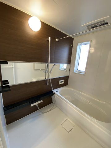 ジラソーレの浴室|追焚機能付・浴室乾燥機付