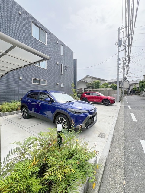 Verte　aileの駐車場