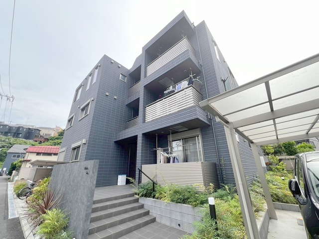 Verte　aileのエントランス