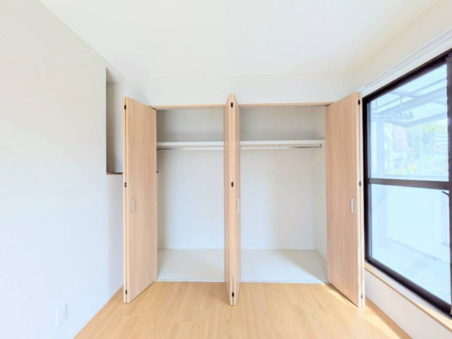 【収納】 | 吹田市山田東1丁目中古戸建 | エイブル売買事業部では、箕面市・豊中市・吹田市・池田市・茨木市・高槻市の北摂エリア全域で、物件のご紹介を致しております。北摂エリアにて購入物件をお探しの際は、当社までお問合せ下さいませ。
