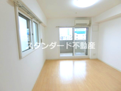 【洋室】 | グランカーサ梅田北