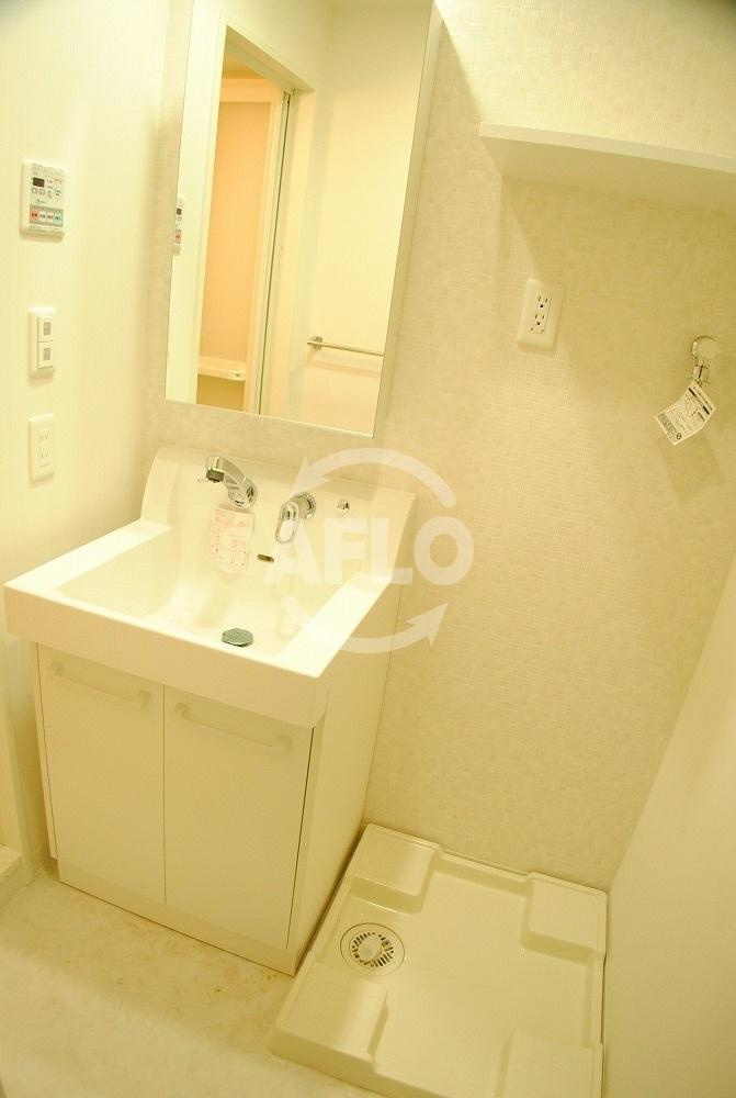 レジュールアッシュ心斎橋LUXEの洗面所|レジュールアッシュ心斎橋リュクス　洗面脱衣所