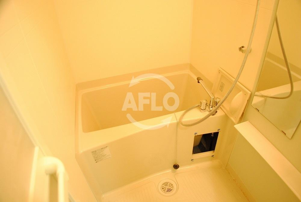 レジュールアッシュ心斎橋LUXEの浴室|レジュールアッシュ心斎橋リュクス　浴室乾燥機つきバスルーム