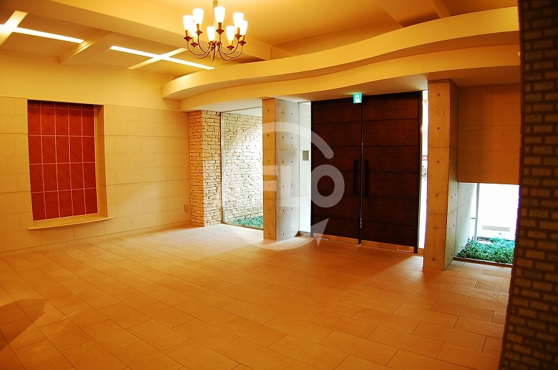 レジュールアッシュ心斎橋LUXEのセキュリティ|レジュールアッシュ心斎橋リュクス　オートロックあり