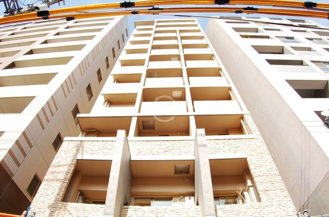 レジュールアッシュ心斎橋LUXEのロビー|レジュールアッシュ心斎橋リュクス　開放的なロビー