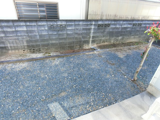 テラスハウス富塚の庭