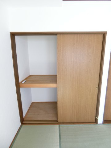 テラスハウス富塚の収納