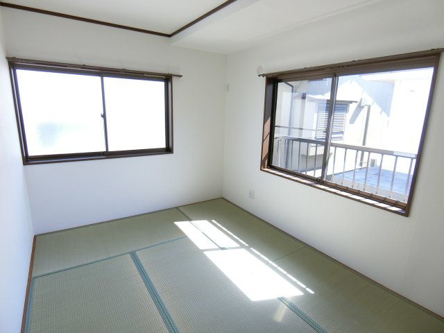 テラスハウス富塚の和室