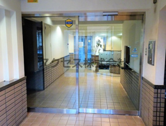 【エントランス】