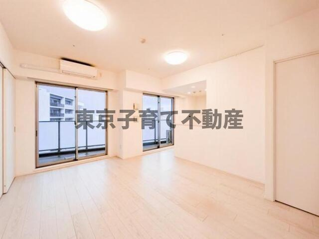 ディームス蔵前Ａｖｅｎｕｅの居間・リビング