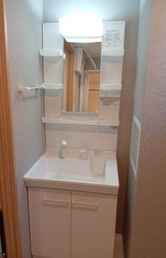 CICADA　RESIDENCE　NAKANOの独立洗面台