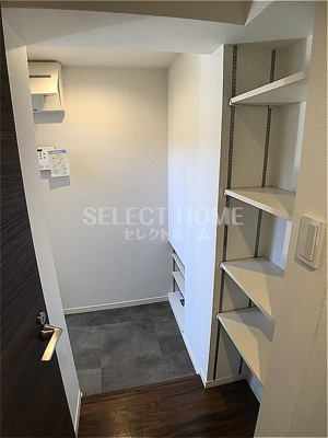 【玄関】 | サンヒル上地 | 同型タイプ落ち着いた玄関です