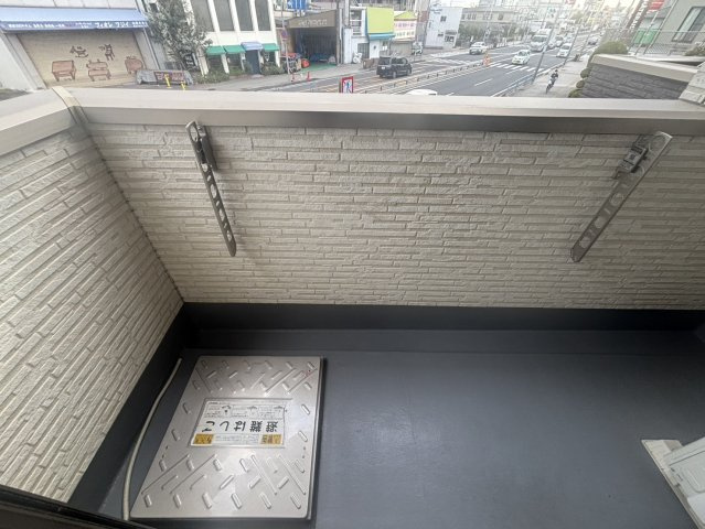 【バルコニー】