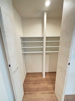 【収納】 | 佐伯区美の里1丁目（全２区画）1号棟 | パントリー広々♪